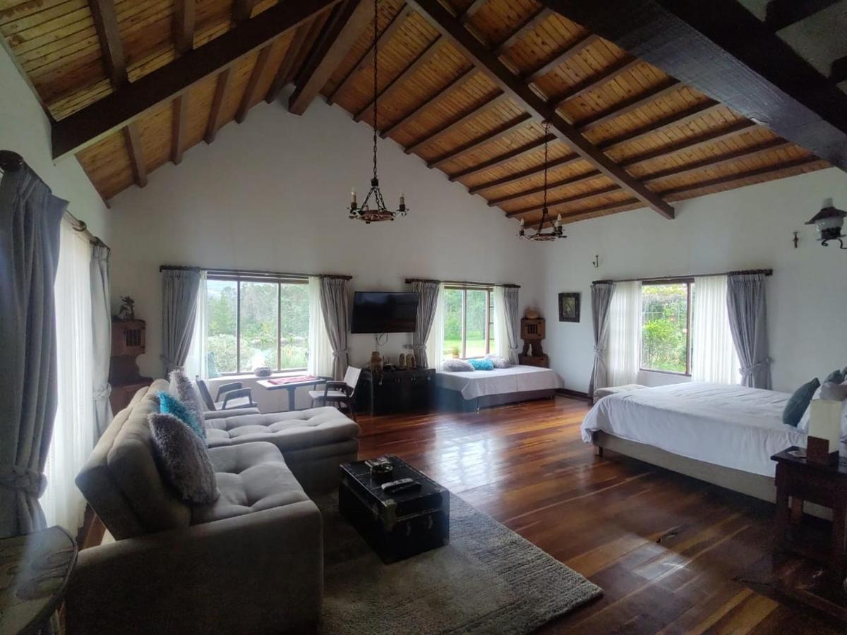 ビージャ・デ・レイバ Hacienda El Pinar Del Viento Bed & Breakfast エクステリア 写真