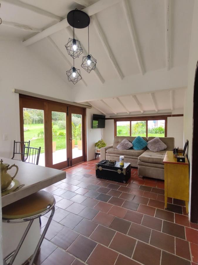 ビージャ・デ・レイバ Hacienda El Pinar Del Viento Bed & Breakfast エクステリア 写真
