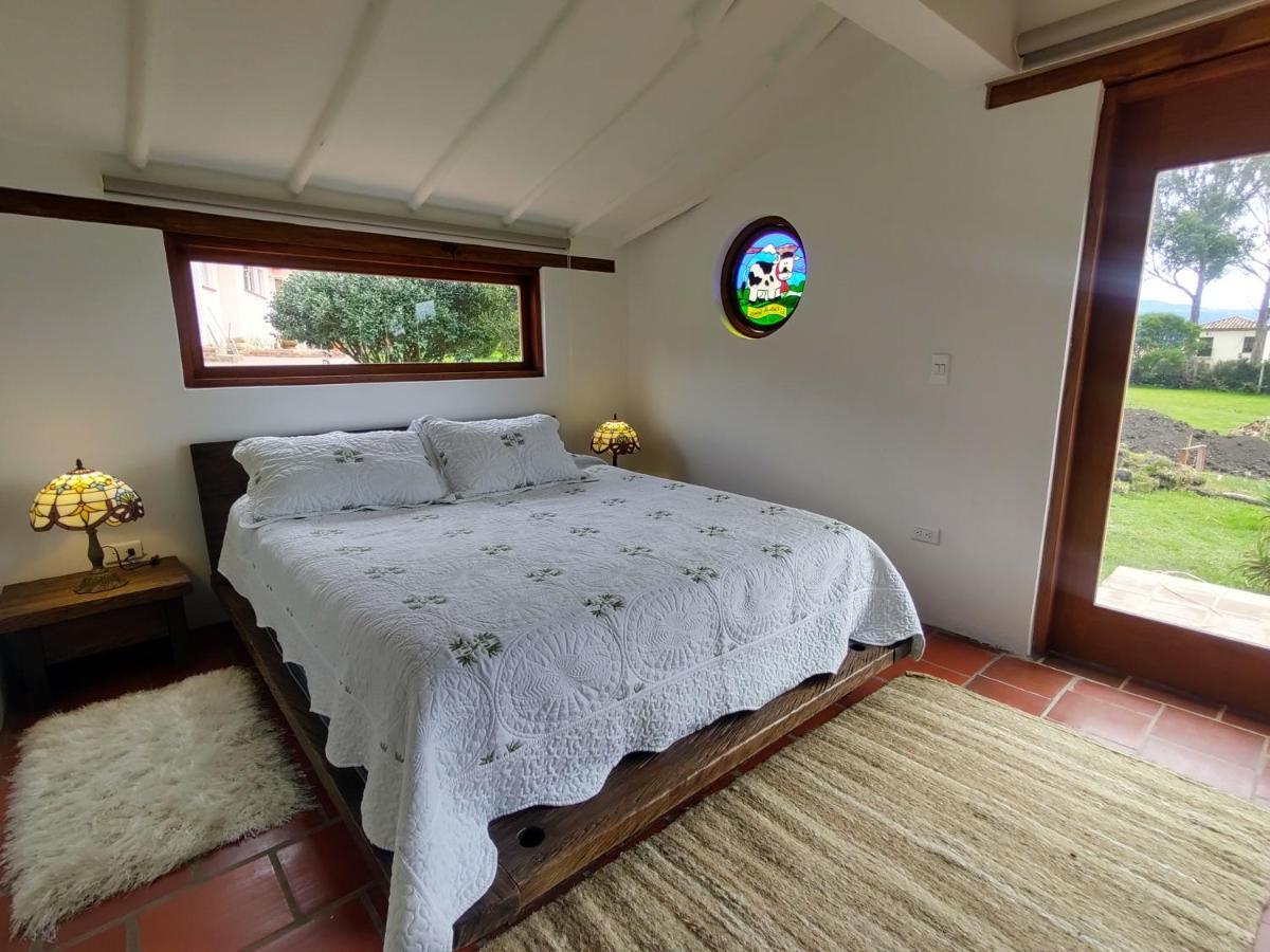 ビージャ・デ・レイバ Hacienda El Pinar Del Viento Bed & Breakfast エクステリア 写真
