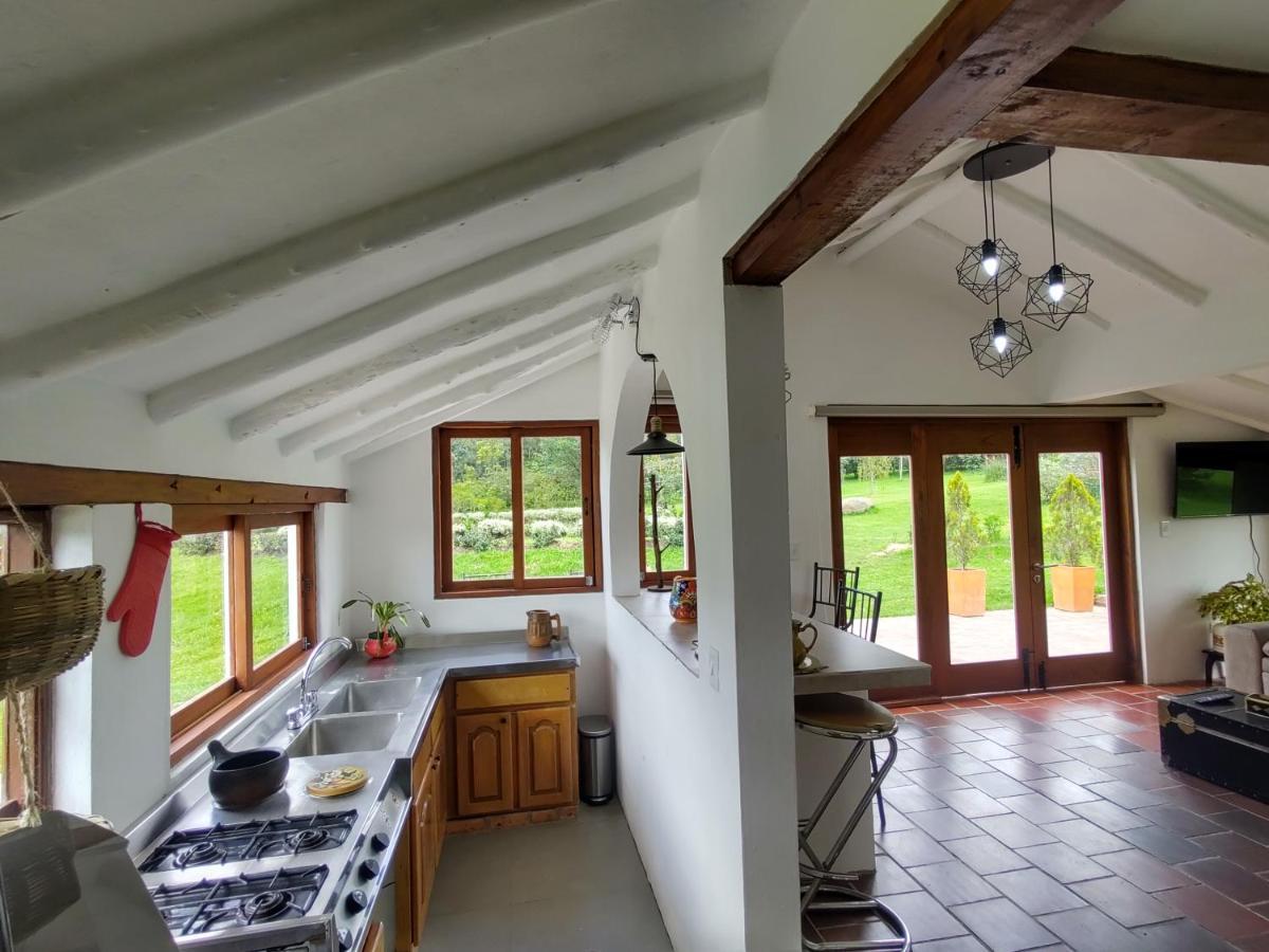 ビージャ・デ・レイバ Hacienda El Pinar Del Viento Bed & Breakfast エクステリア 写真