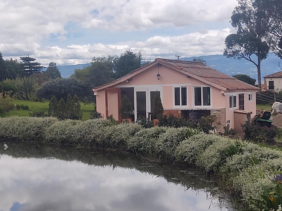 ビージャ・デ・レイバ Hacienda El Pinar Del Viento Bed & Breakfast エクステリア 写真
