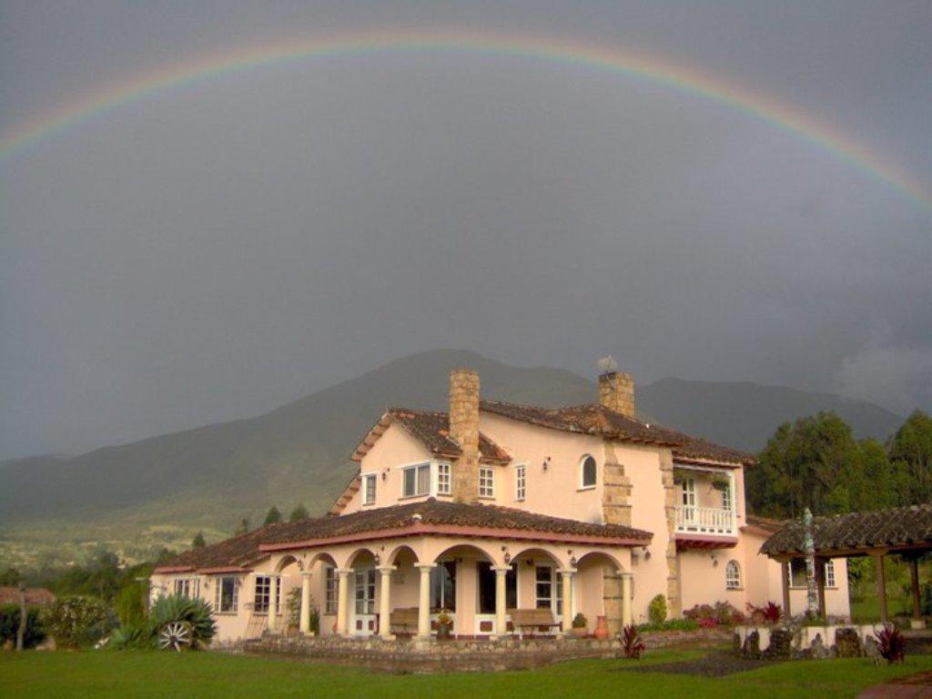 ビージャ・デ・レイバ Hacienda El Pinar Del Viento Bed & Breakfast エクステリア 写真