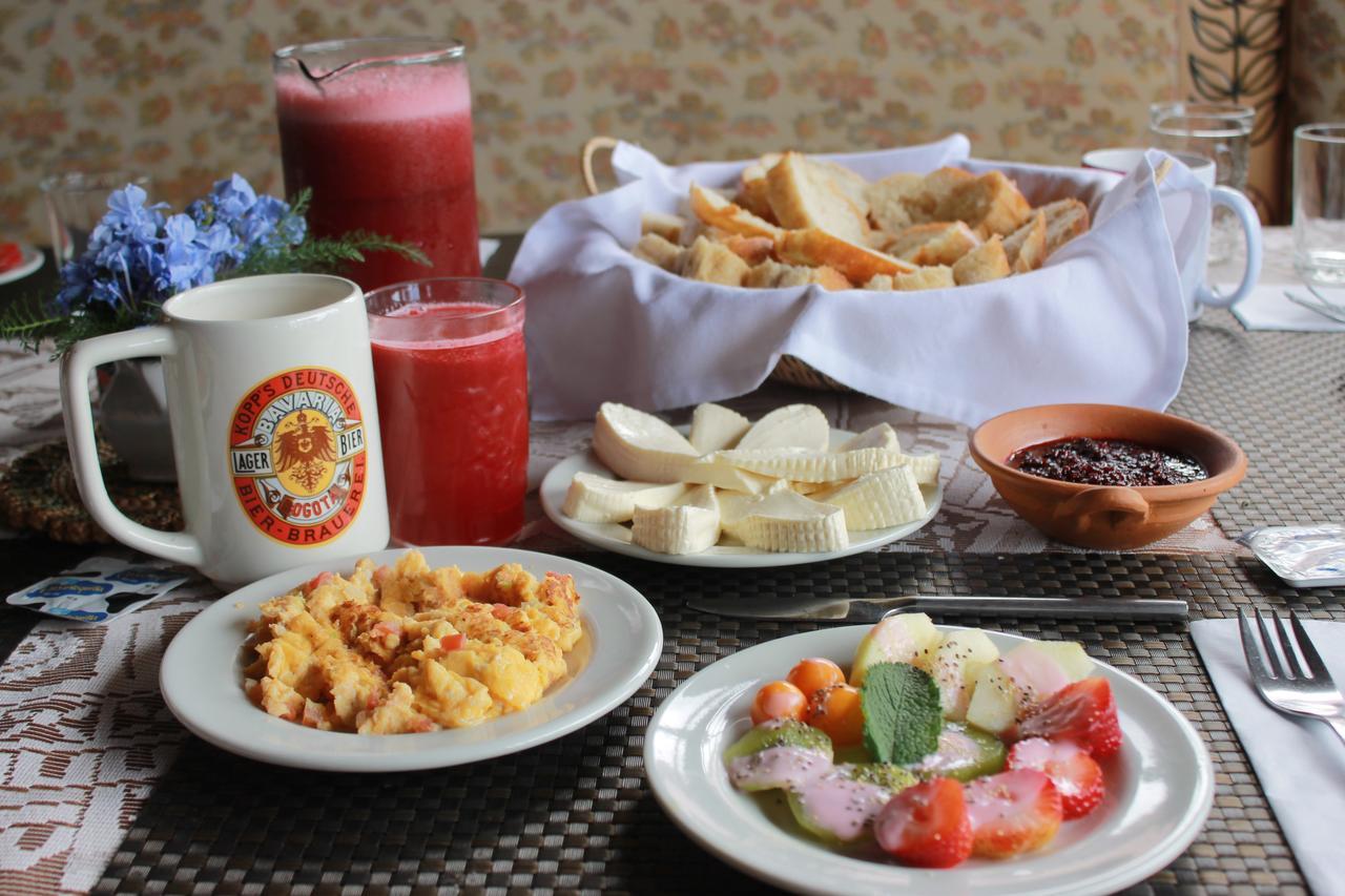 ビージャ・デ・レイバ Hacienda El Pinar Del Viento Bed & Breakfast エクステリア 写真